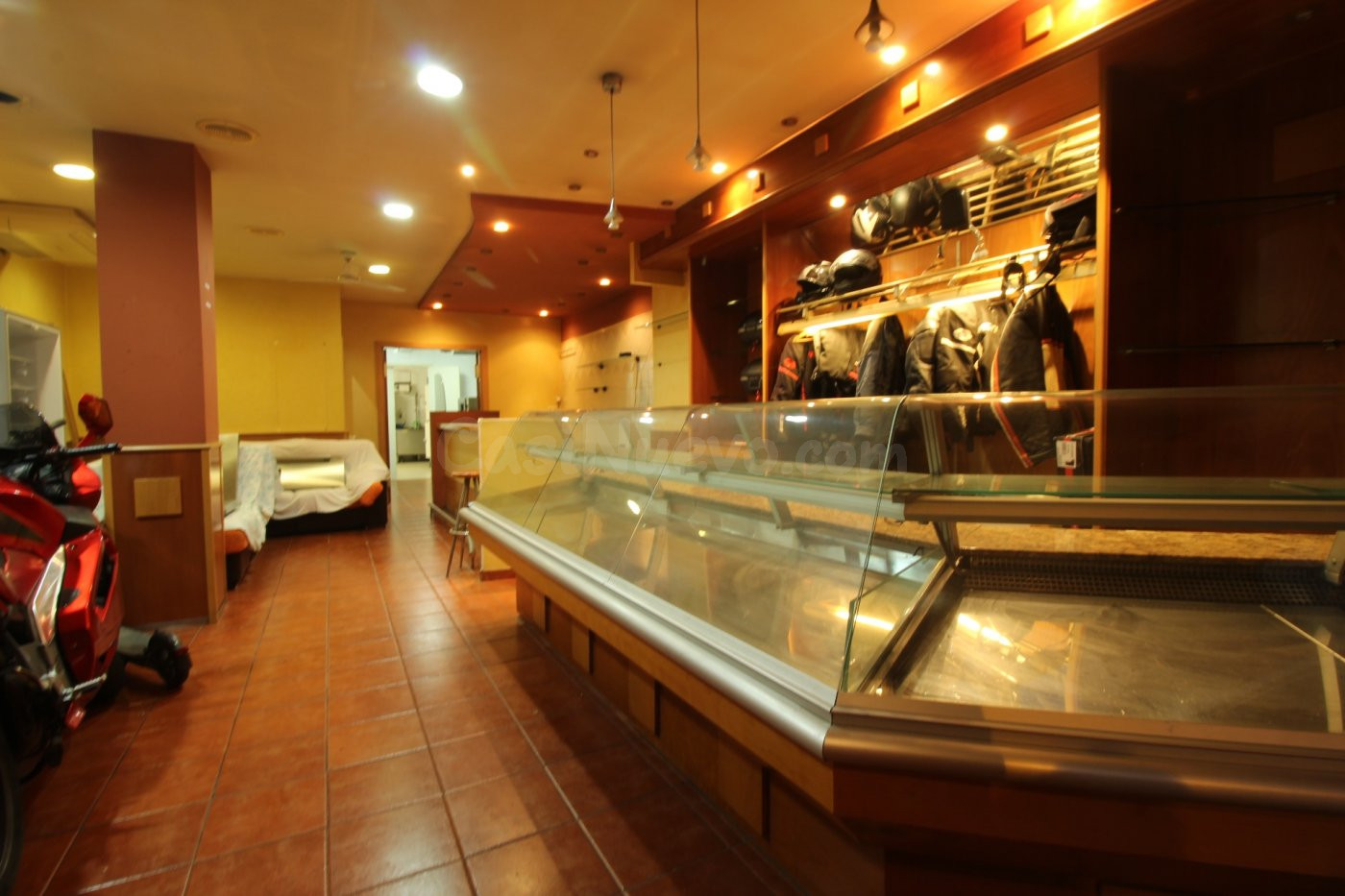 Local Panaderia-Cafeteria-Obrador a 200 m de los Juzgados de