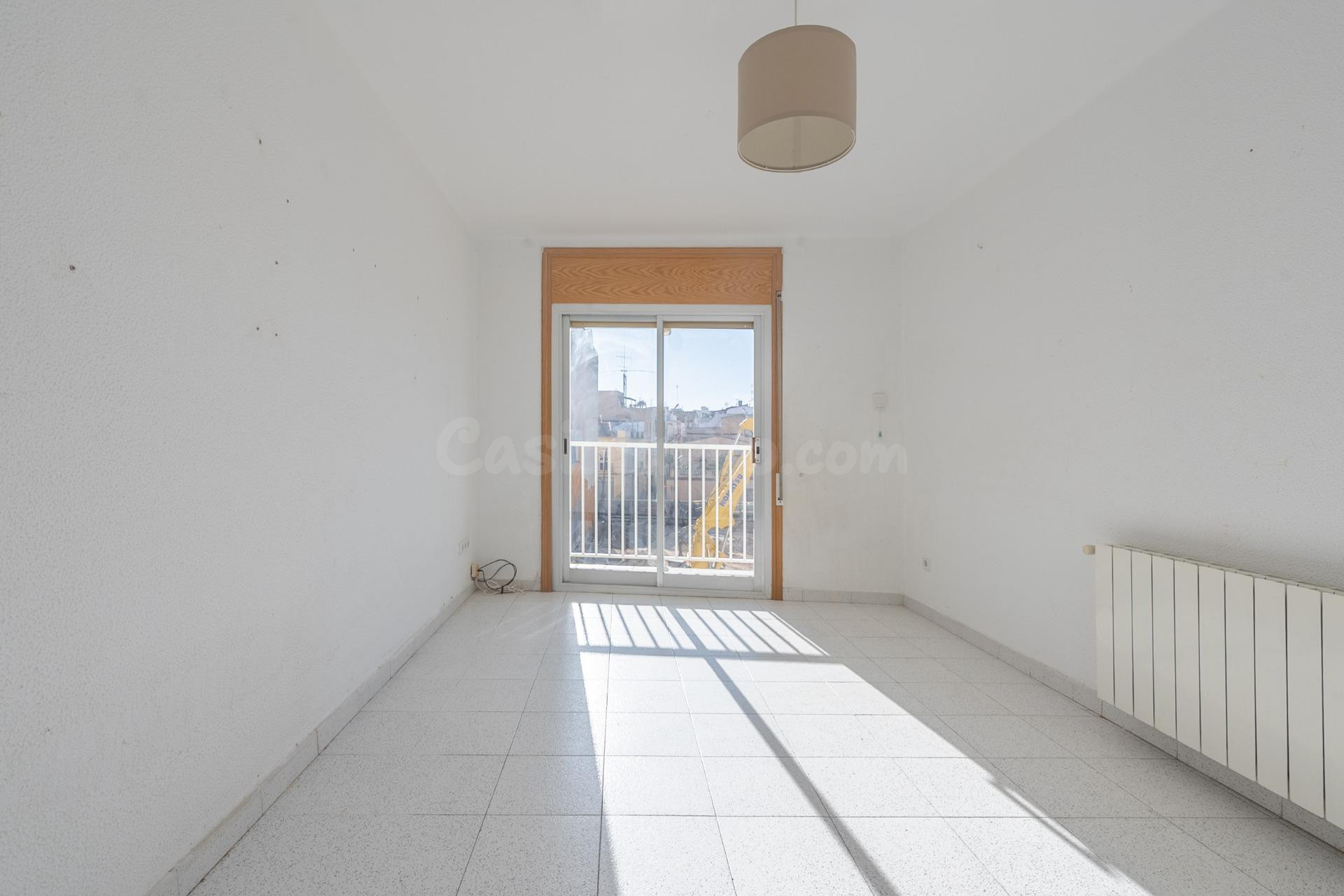 Piso en venta en Vilanova i la Geltrú – Calle Sant Cristòfol - foto 2