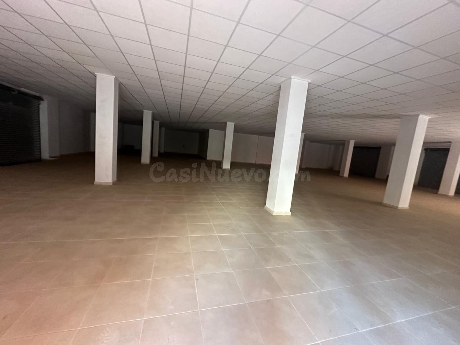 LOCAL COMERCIAL EN ALQUILER - foto 2
