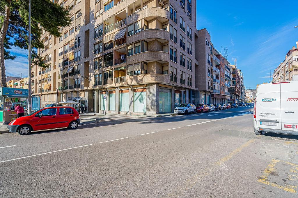 Locales en venta en Elda