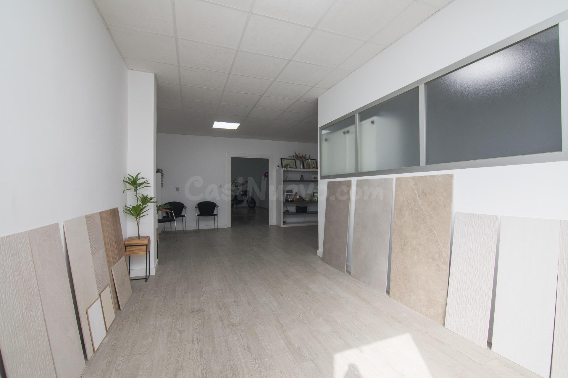LOCAL EN VENTA JUNTO AL TOSCAR - foto 4
