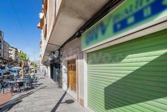 Amplio Local Comercial en Elda, Alicante - Ideal para Negoci - foto 2