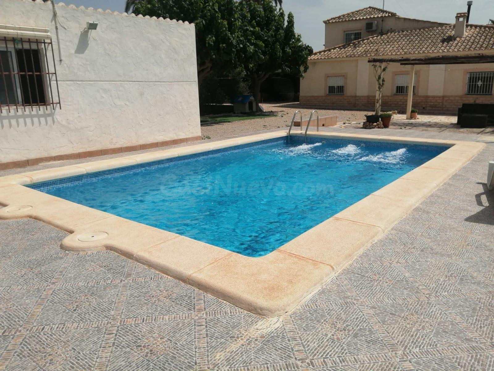 VIVE CON CALIDAD!!! A UN PASO DE ELCHE  PRECIOSO CHALET PARE - foto 4