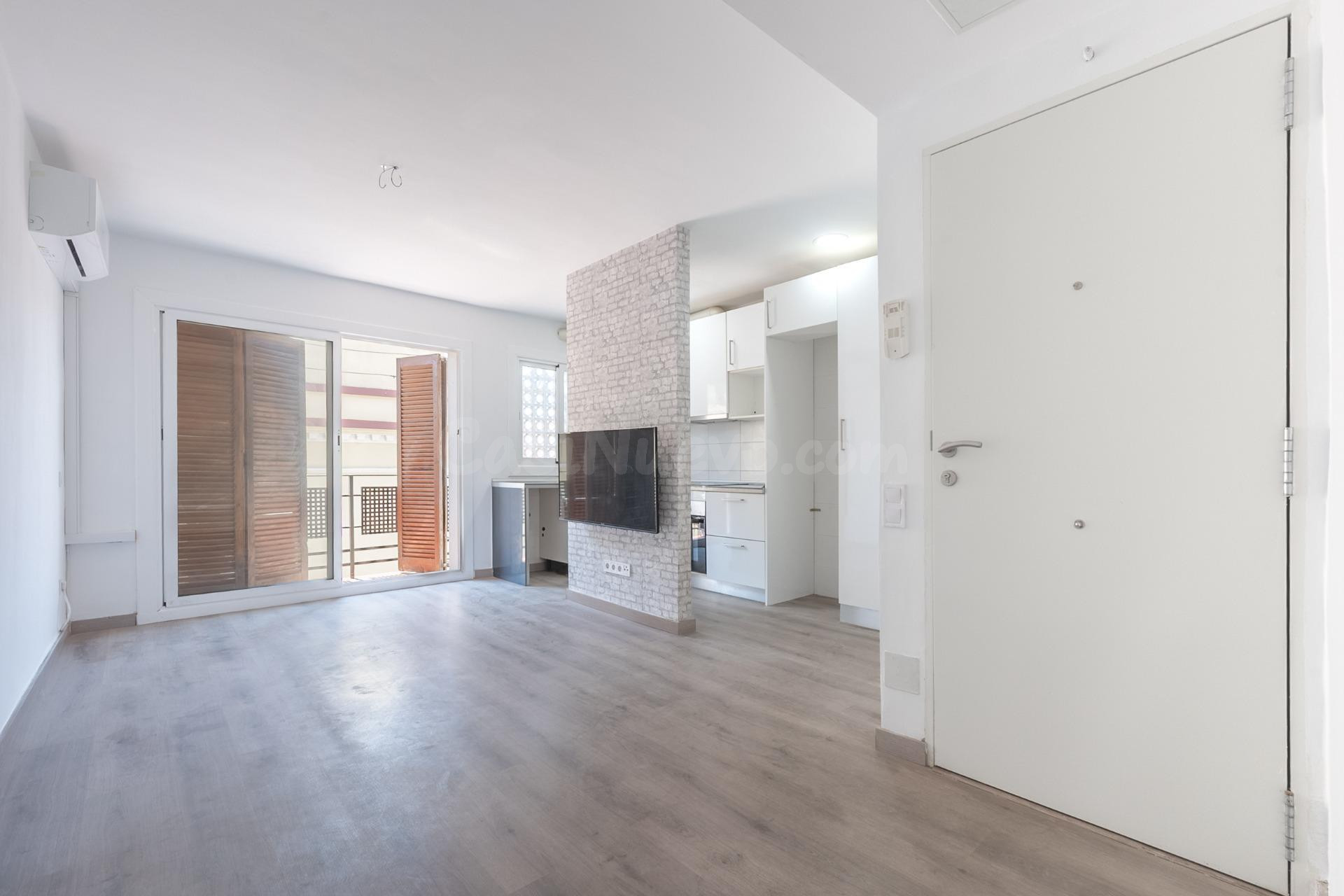 Piso Centrico a pocos metros de Rambla Principal de Vilanova - foto 4
