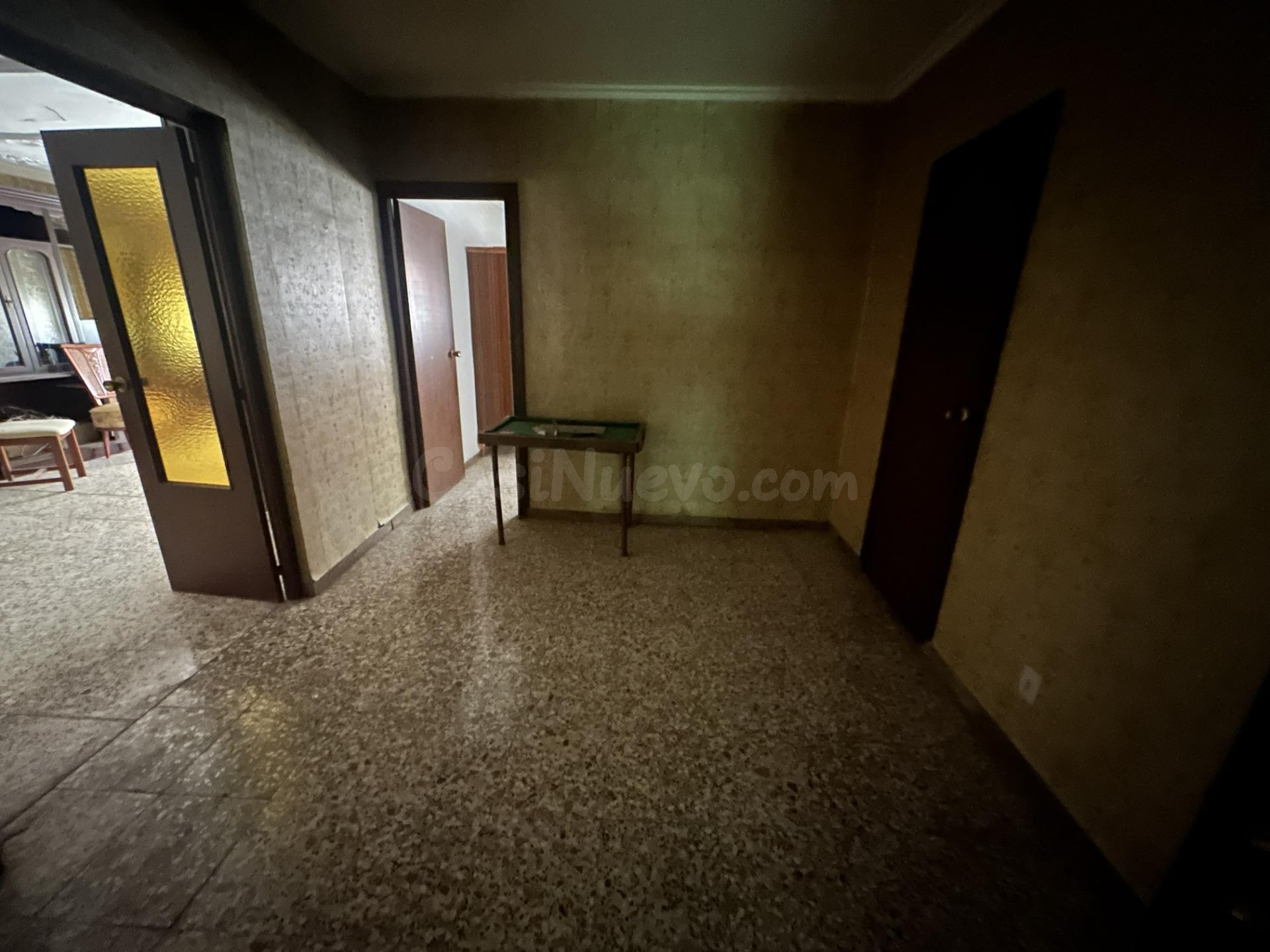 Vivienda con Local Comercial en Monóvar – Espacio, Funcional - foto 4