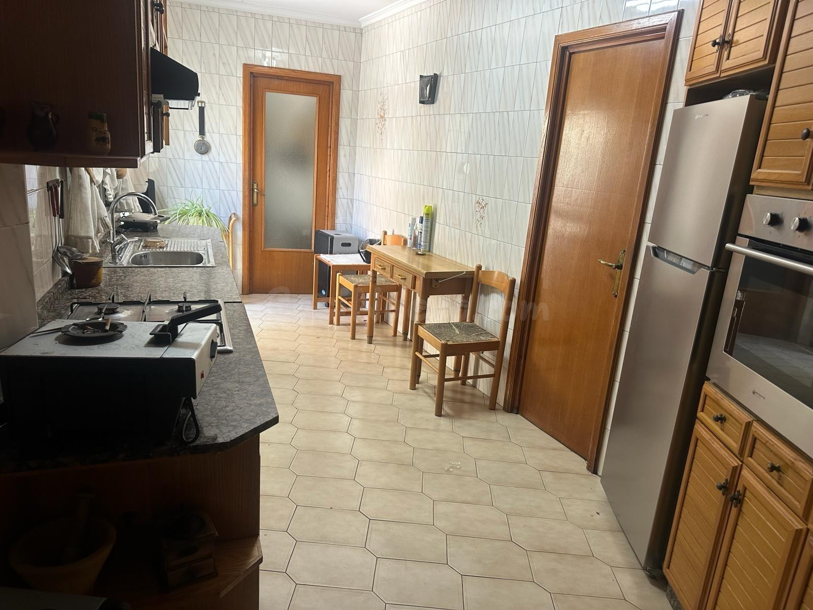 Adosado céntrico en venta – Amplio, luminoso y con chimenea - foto 5