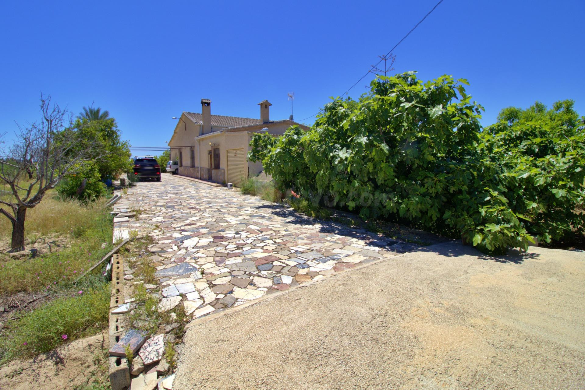 Chalet con Nave en matola - foto 2