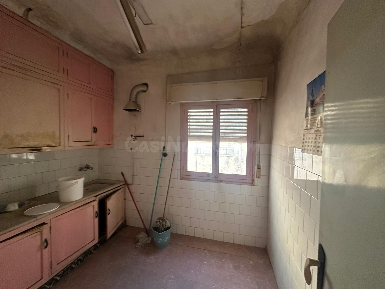 ✨ ¡Amplia vivienda con almacén incluido y gran potencial en  - foto 5