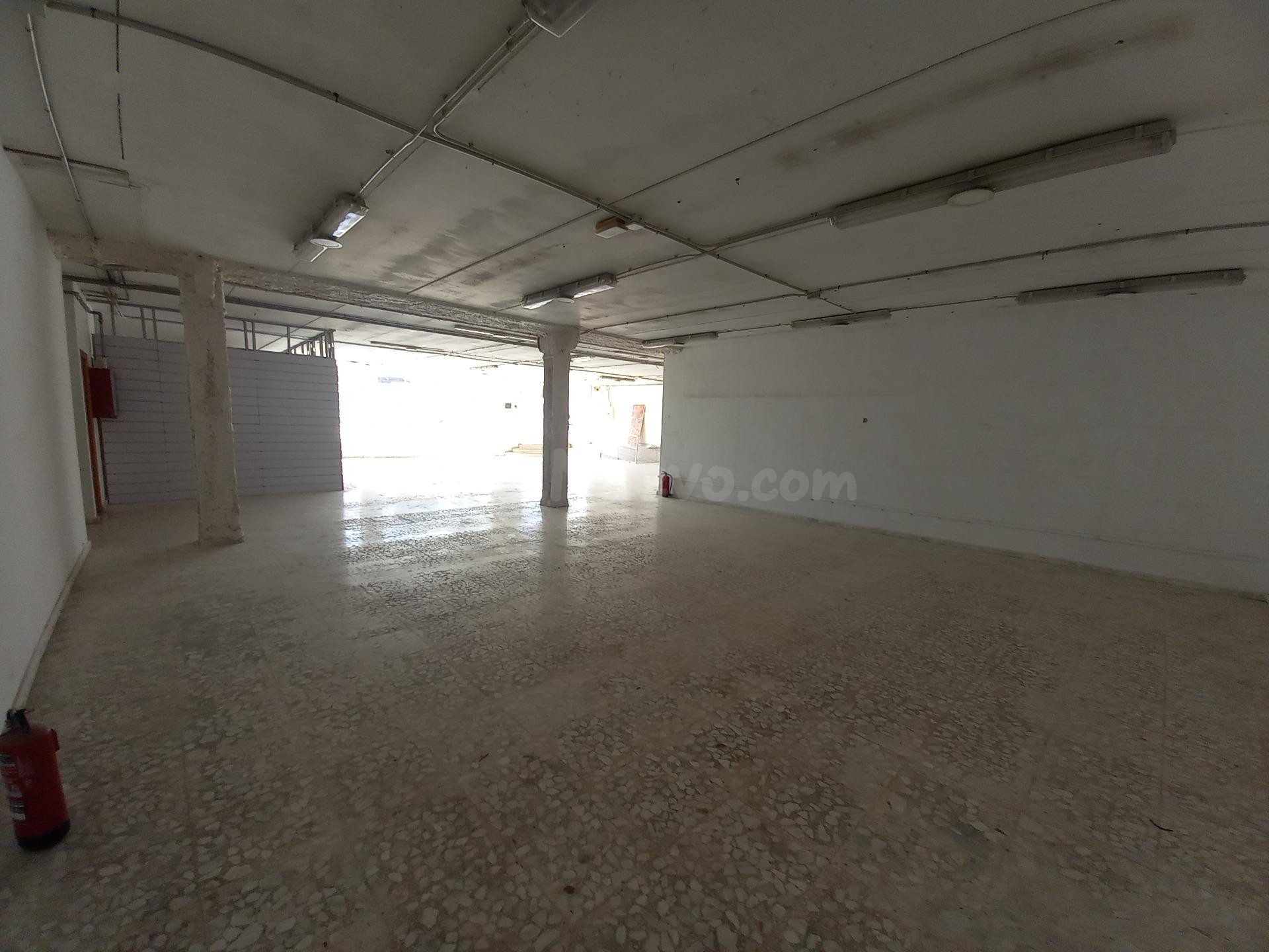 Se alquila nave. - foto 3