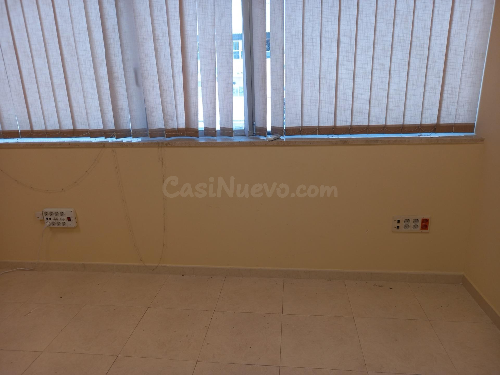 Se alquila oficina - foto 5