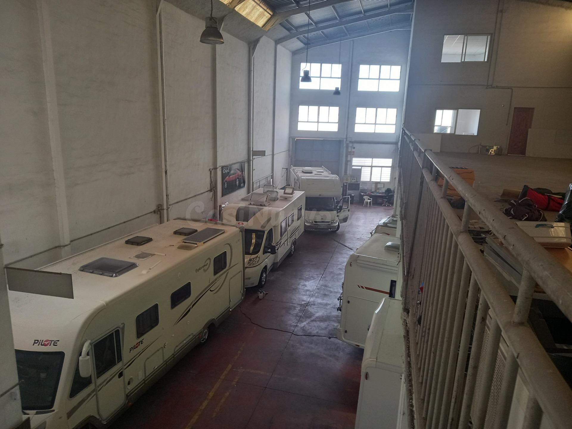 Se alquila nave - foto 3