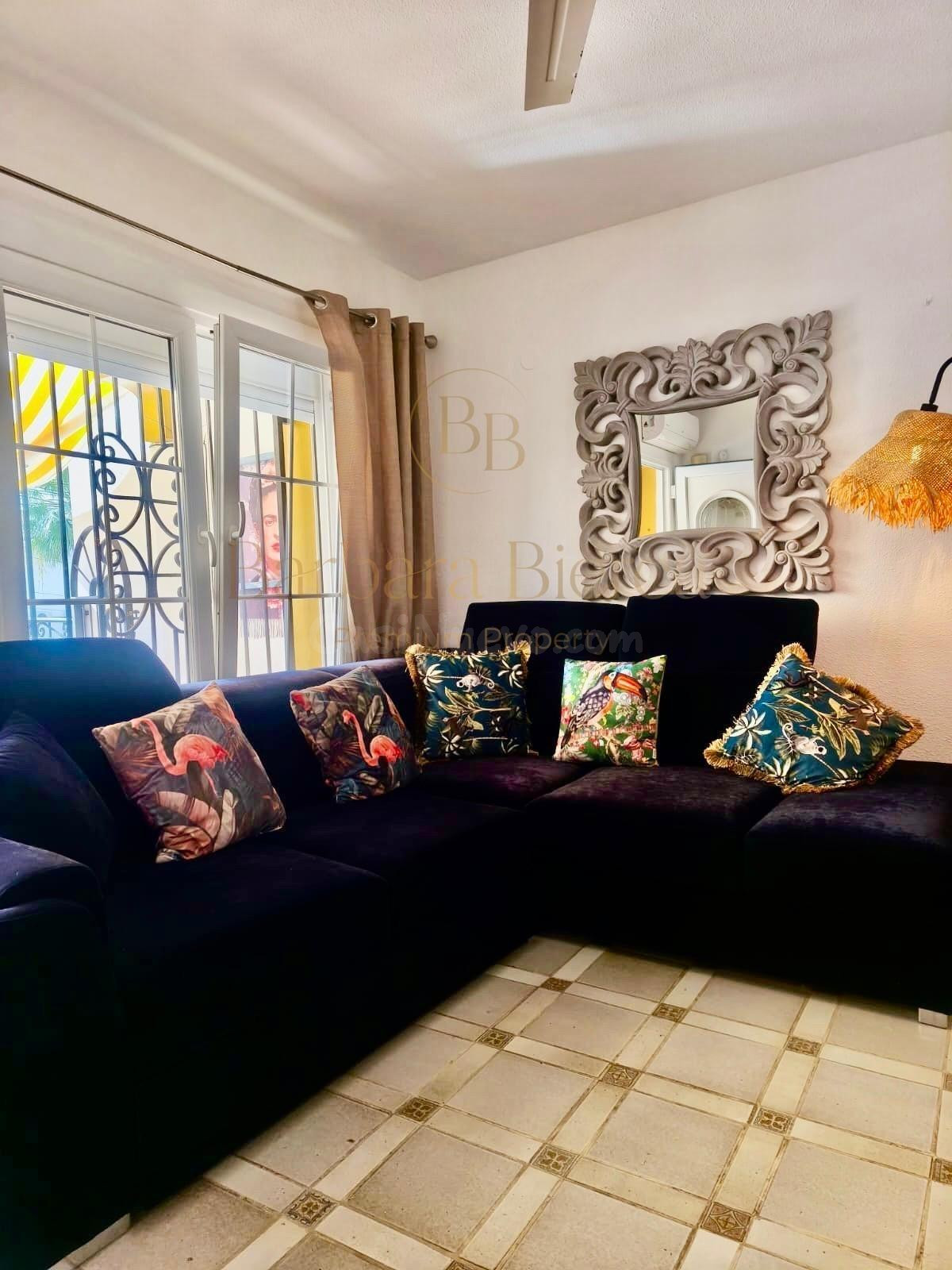 Bungalow en planta baja de esquina con piscina, cerca de Zen - foto 5