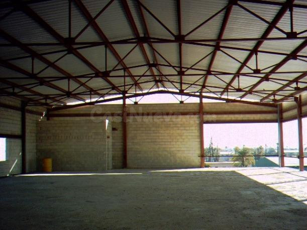 Se vende edificio industrial