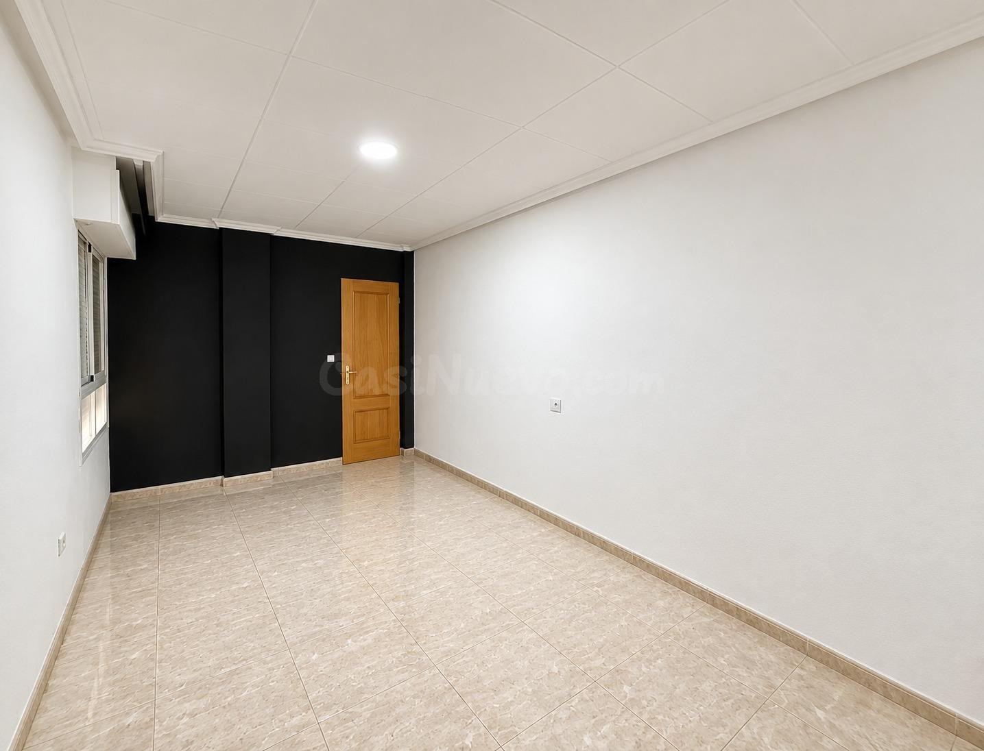 AMPLIA VIVIENDA CON GARAJE DOBLE, TRASTERO Y ASCENSOR EN LA  - foto 4