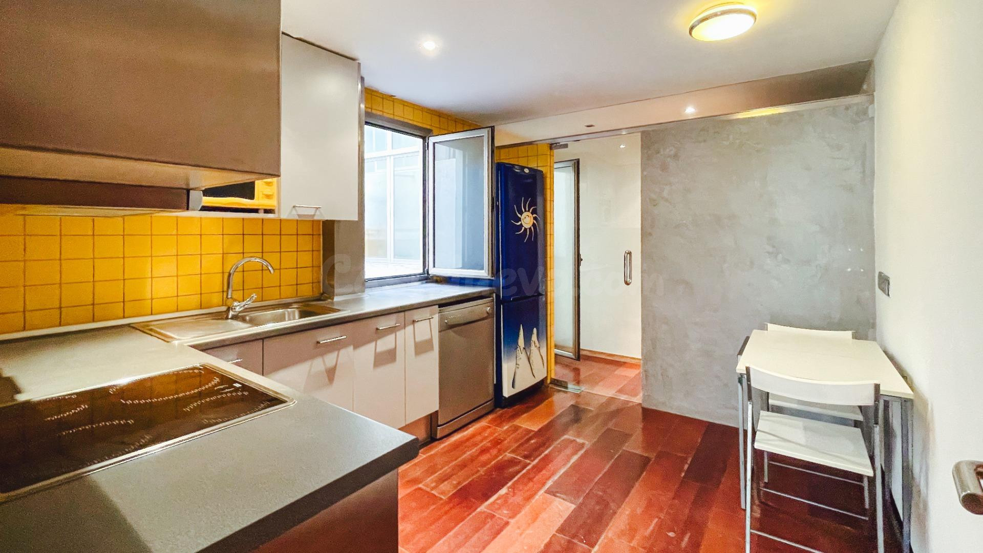 Piso en venta en el centro de Alicante de 1 dormitorio junto el Corte ingles - foto 3