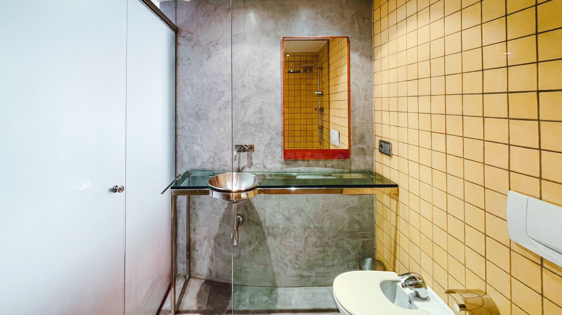 Piso en venta en el centro de Alicante de 1 dormitorio junto el Corte ingles - foto 4