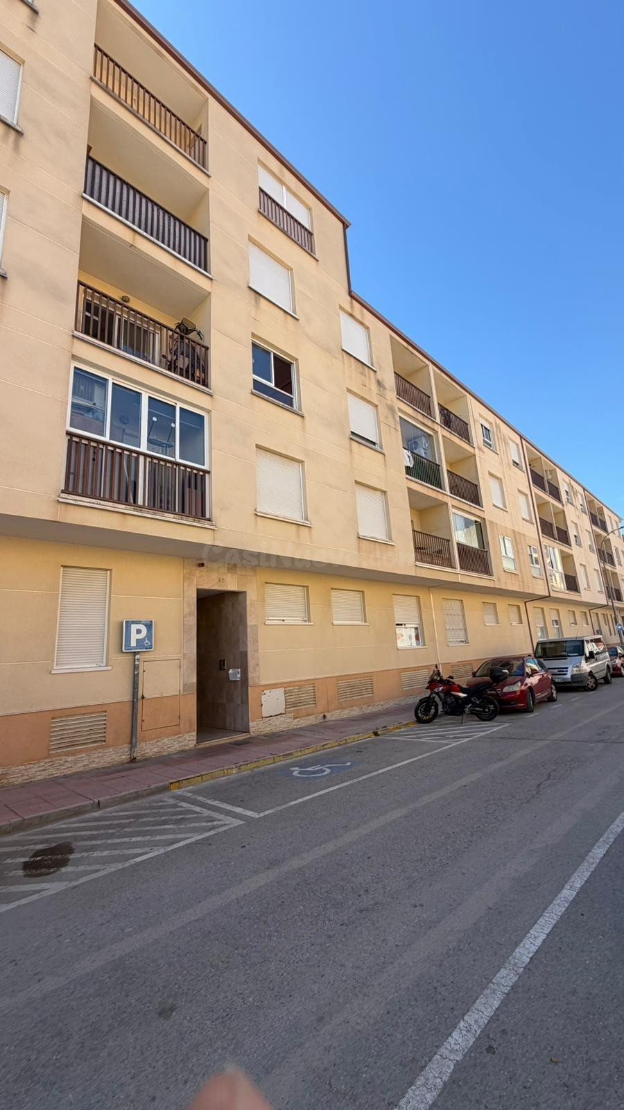 SE VENDE PISO EN ALBATERA