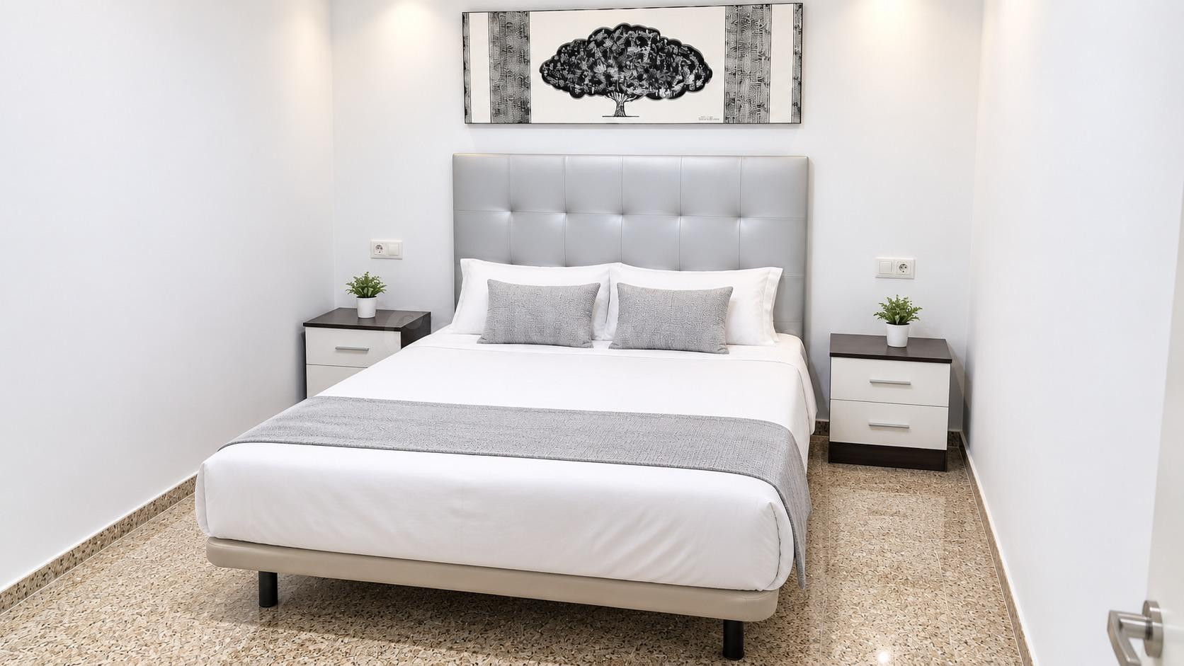 SE VENDE PISO EN ZONA CHIMENÉAS DE ELCHE - foto 4