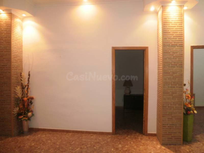 Local comercial 150m² en venta - Asilo - Pisos Azules - foto 3