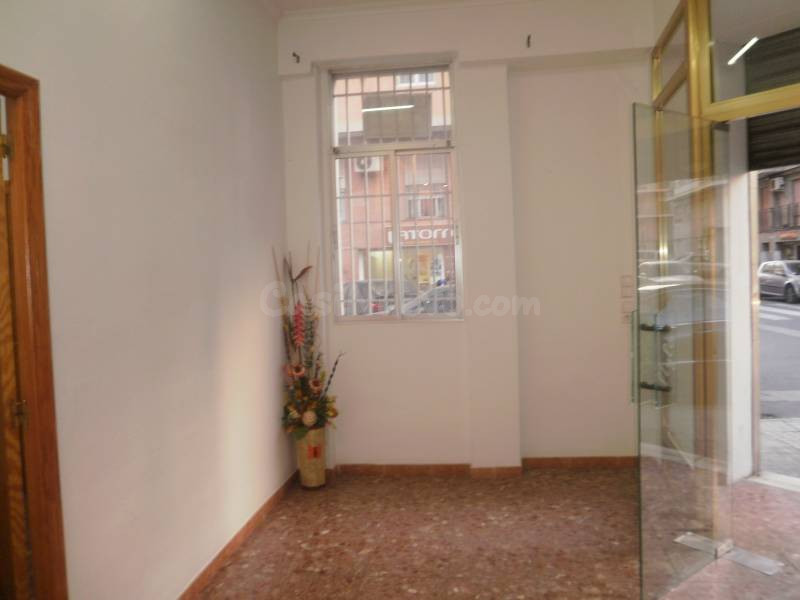 Local comercial 150m² en venta - Asilo - Pisos Azules - foto 4