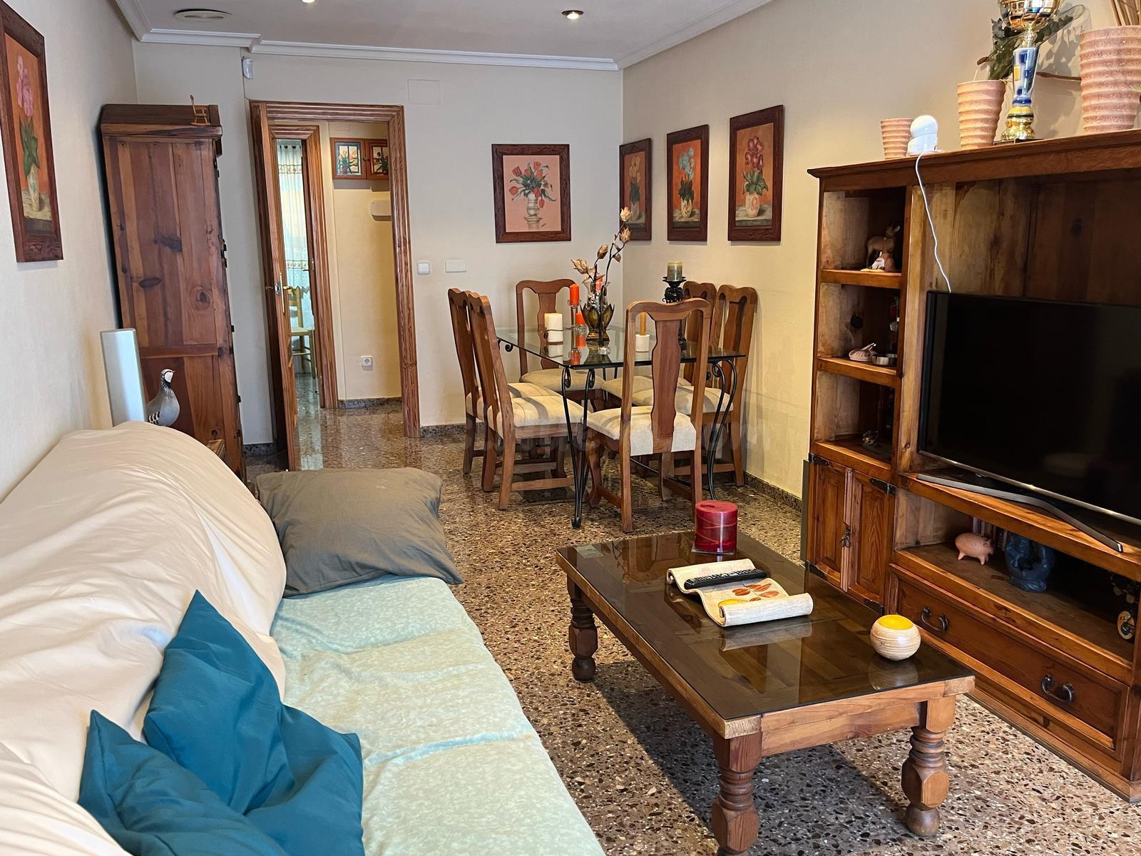 Te presentamos el mejor piso del barrio en Carrús!!!! - foto 2