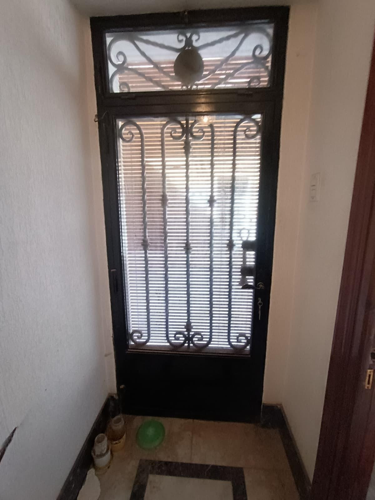 ESPECTACULAR CASA UNIFAMILIAR DE DOS PLANTAS EN ASPE!! - foto 4