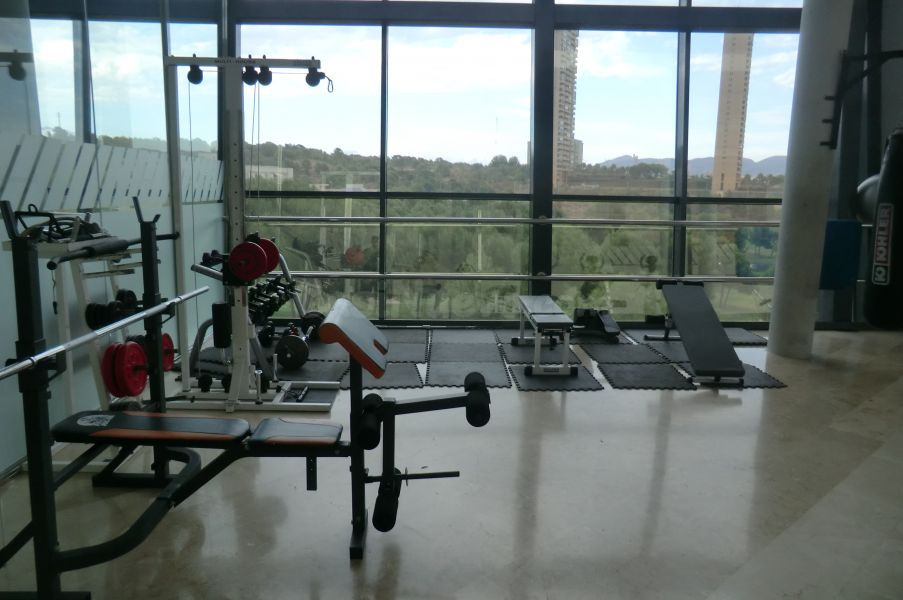 Vendo piso de 2 dormitorios Via Parque - foto 4