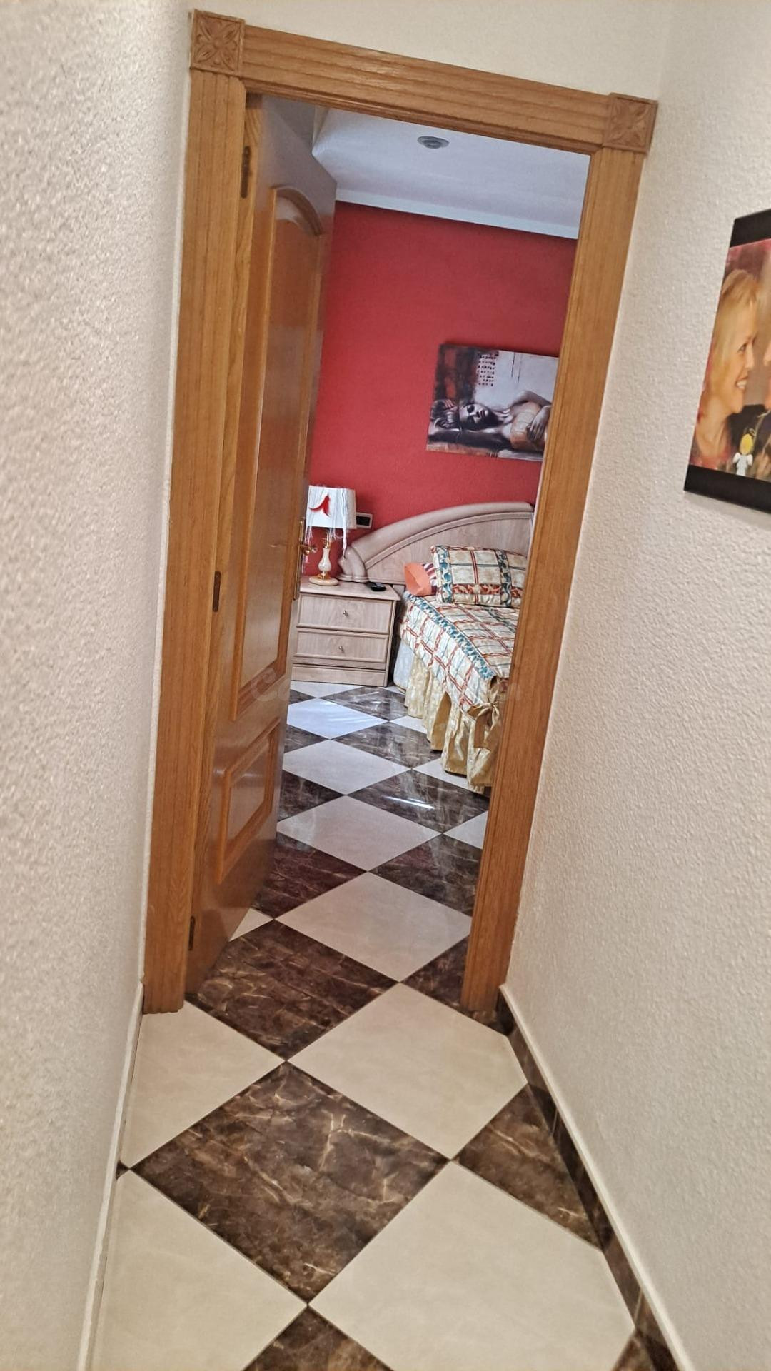 SE VENDE PISO EN CARRUS PARA ENTRAR A VIVIR CON ASCENSOR! - foto 2