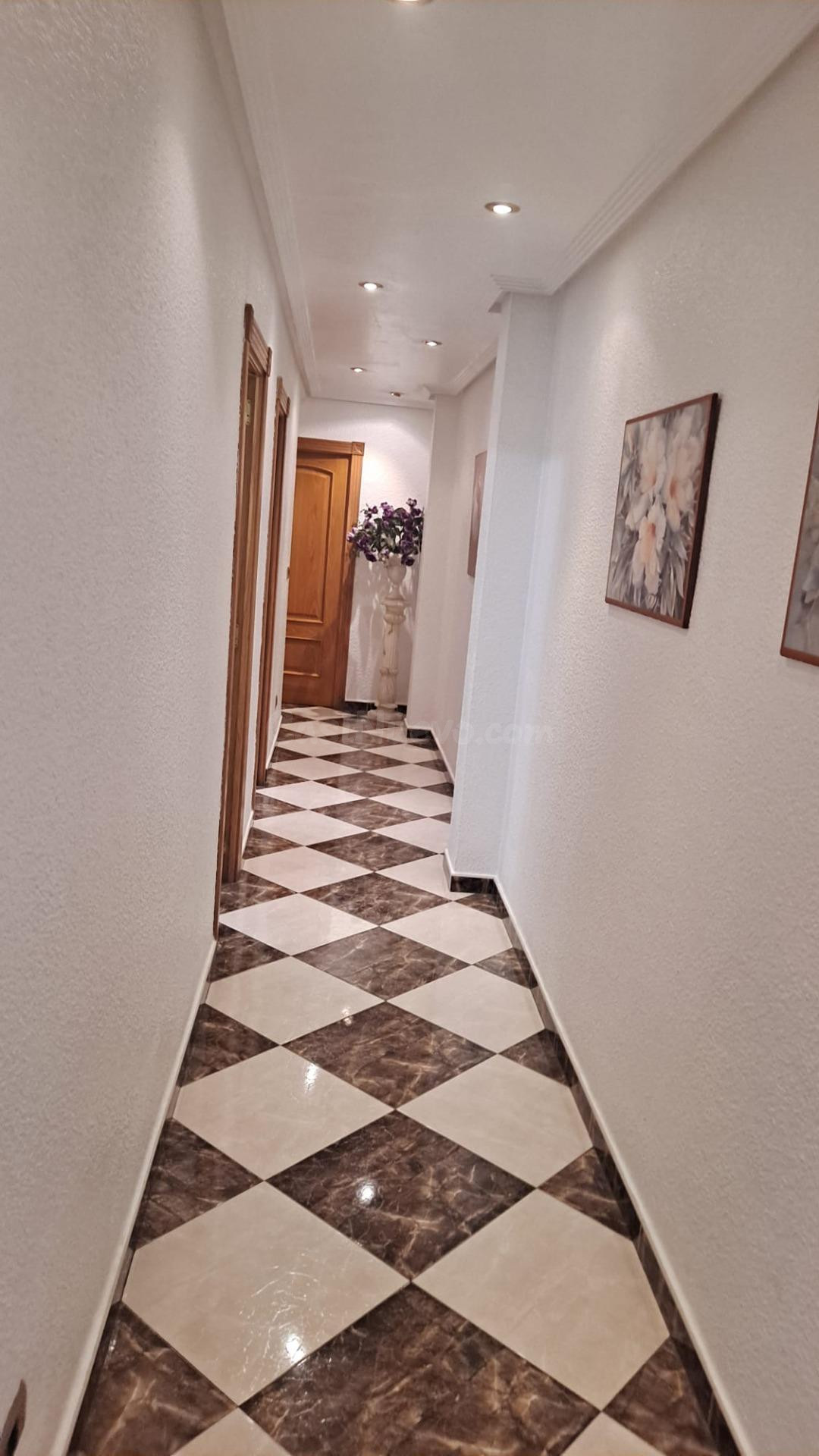 SE VENDE PISO EN CARRUS PARA ENTRAR A VIVIR CON ASCENSOR! - foto 3