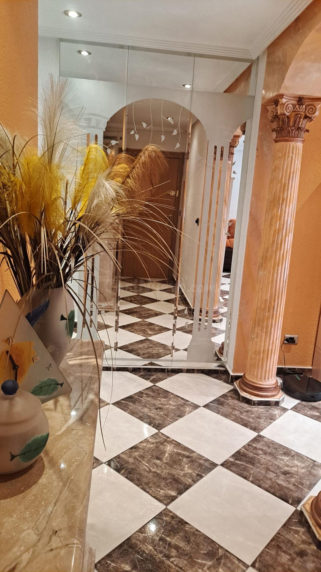 SE VENDE PISO EN CARRUS PARA ENTRAR A VIVIR CON ASCENSOR! - foto 4