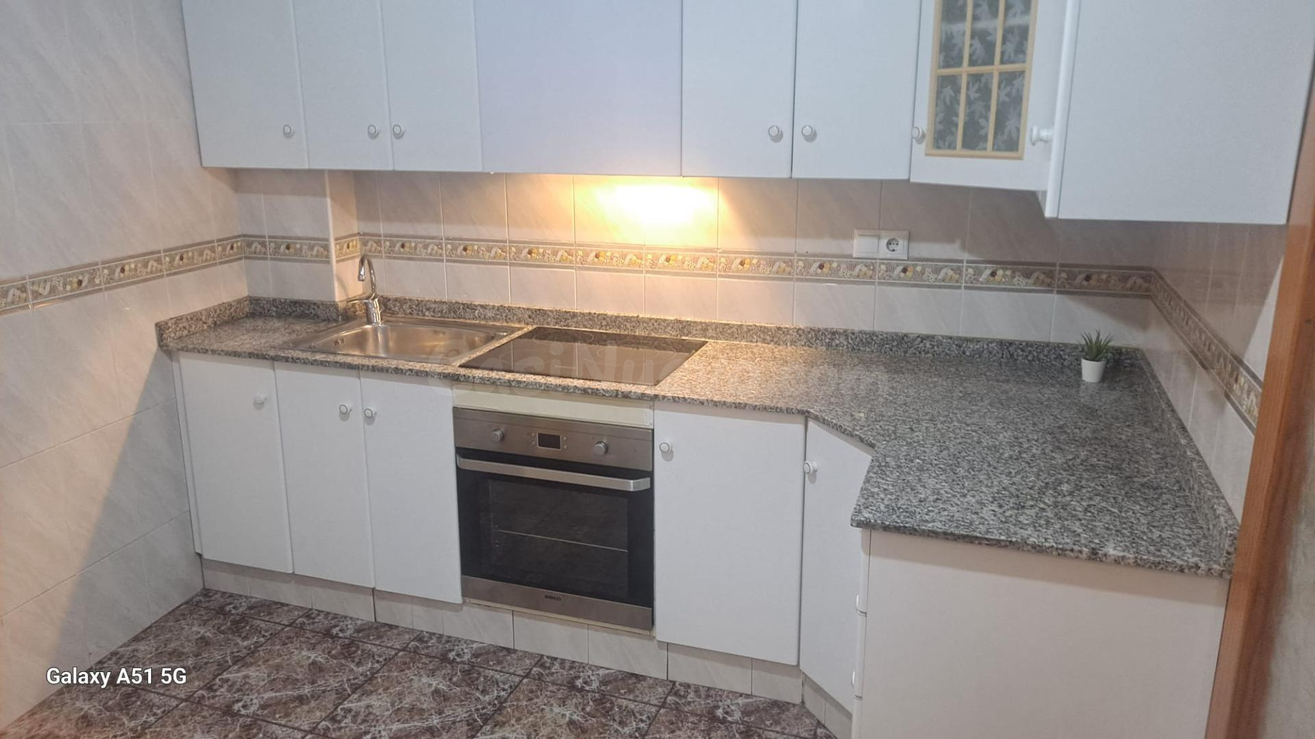 SE VENDE PISO EN ZONA RAVAL-CENTRO REFORMADA