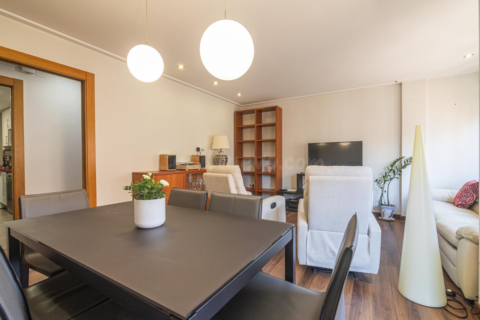 Grupo Horizonte te presenta esta fantástica casa reformada c - foto 2