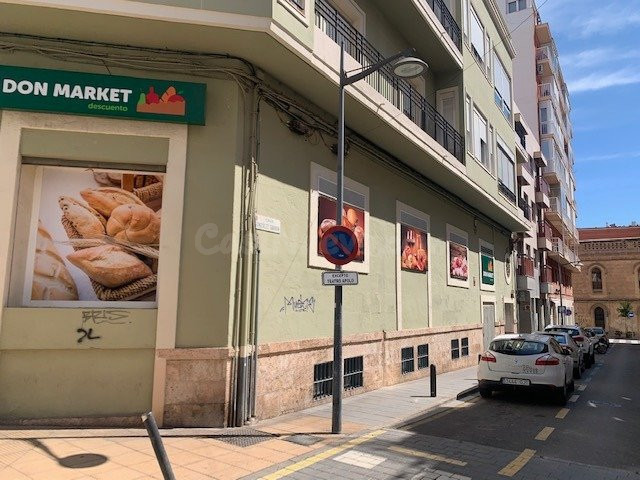 Oportunidad de local de 2 plantas en Almería capital.
