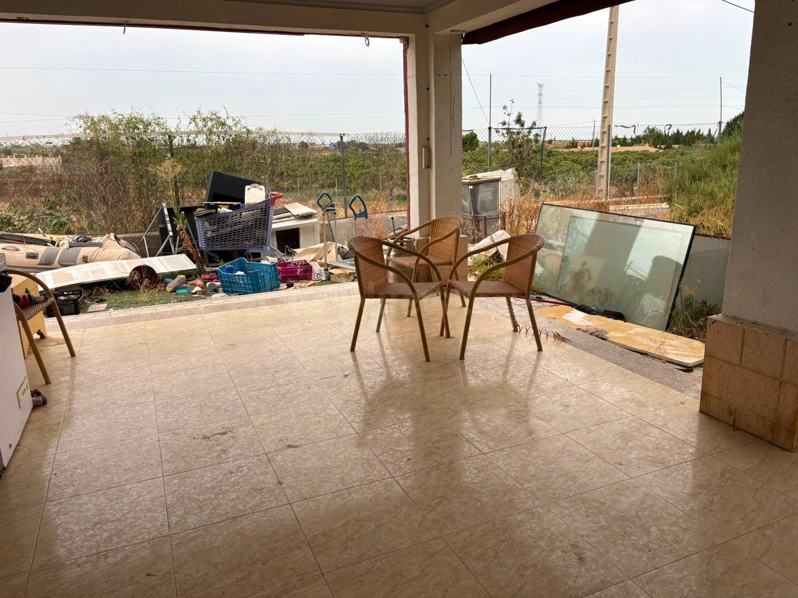 Se vende chalet en Partida El Boch con 900 metros cuadrados 