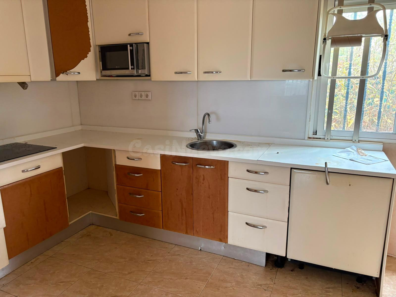 Se vende chalet en Partida El Boch con 900 metros cuadrados  - foto 3