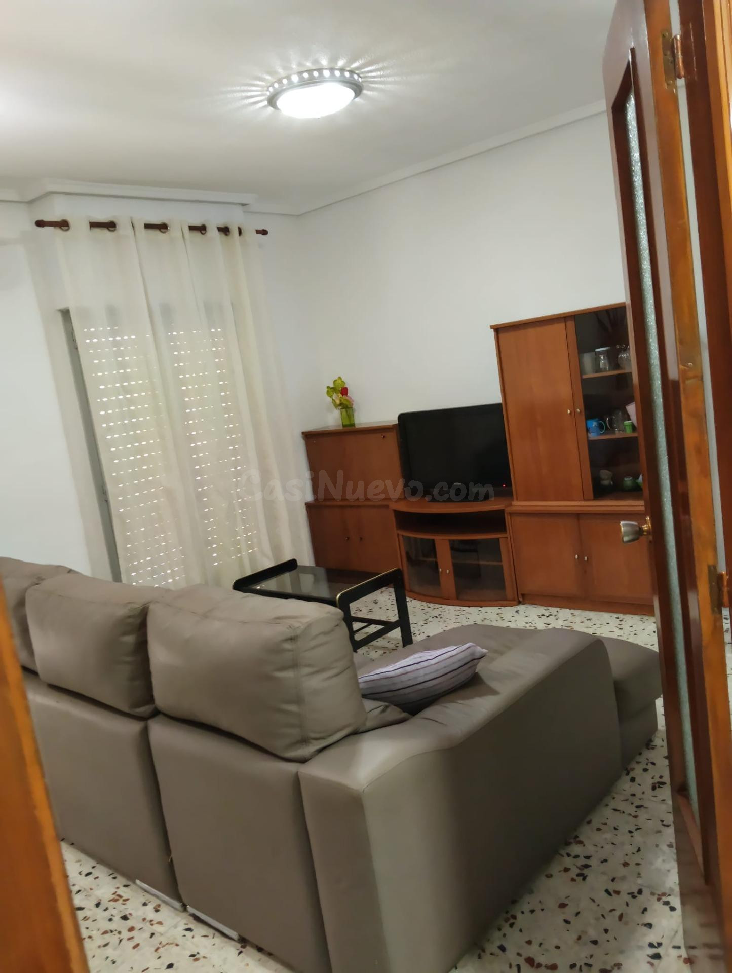 SE ALQUILA AMPLIA VIVIENDA EN ALTABIX CERCA UNIVERSIDAD - foto 4