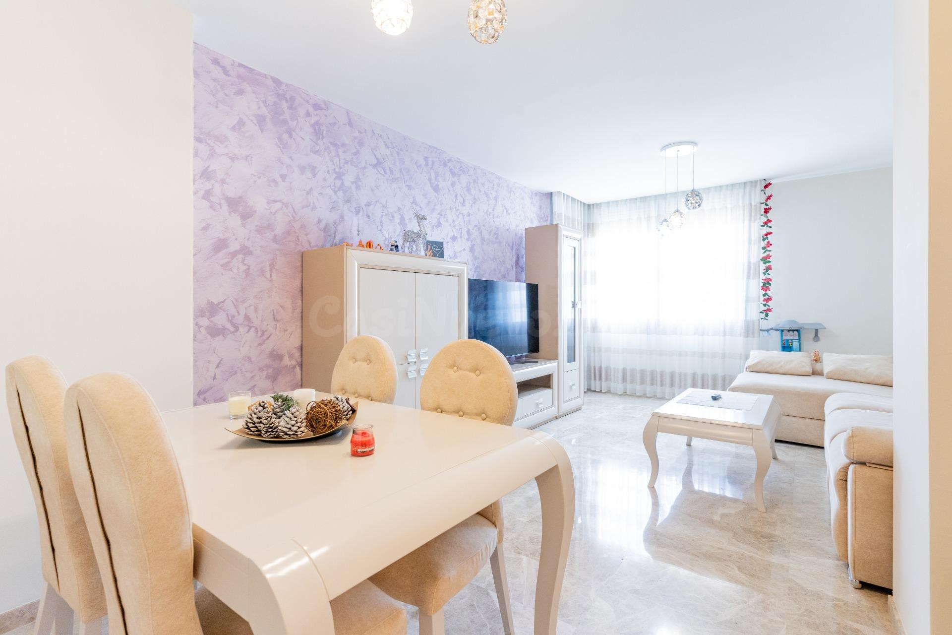 Amplio y Luminoso Piso en El Ejido por €148,500