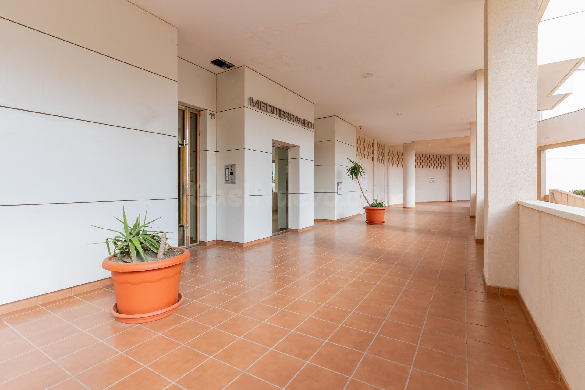 Amplio y Luminoso Piso en El Ejido por €148,500 - foto 3