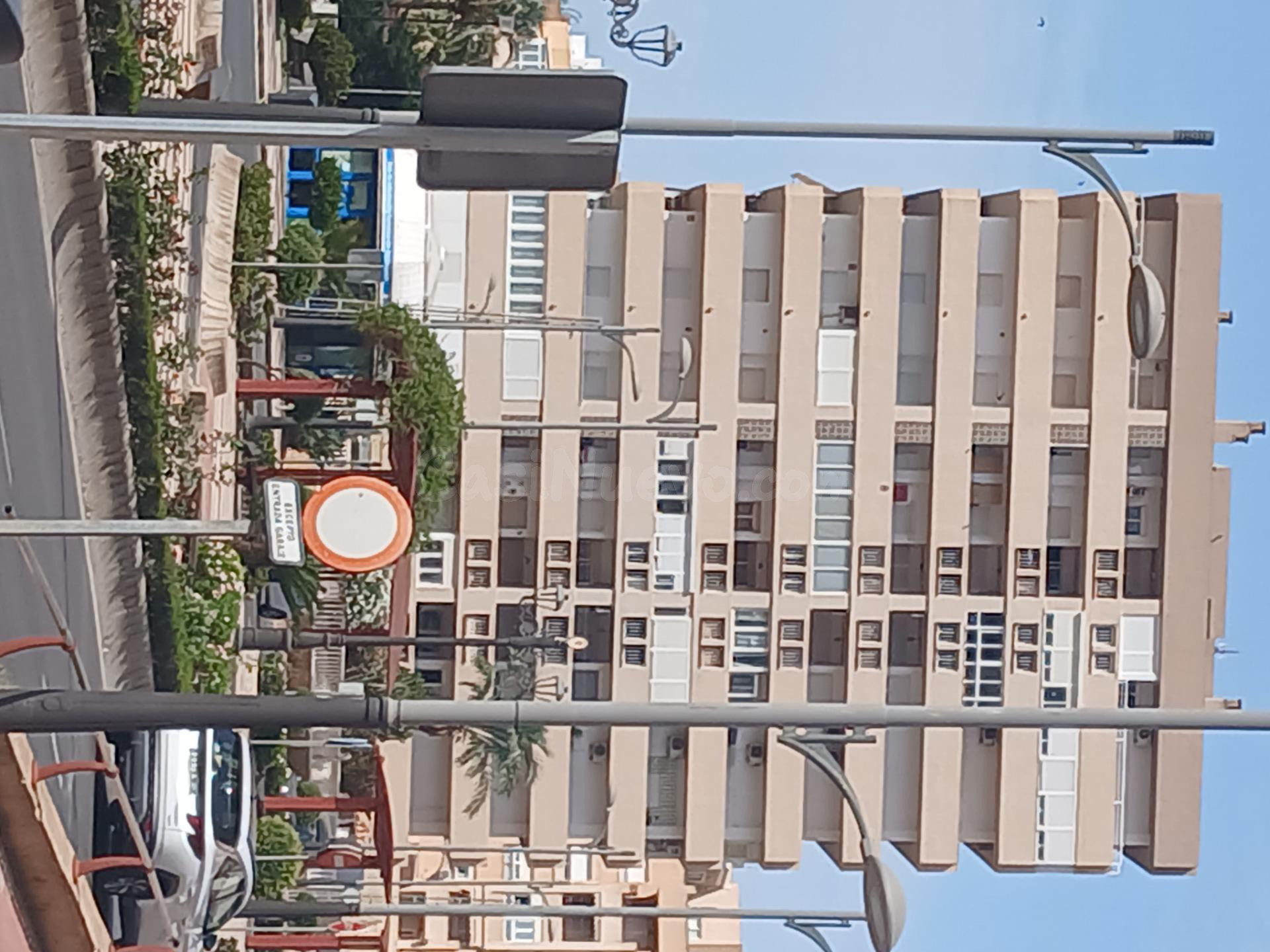 Plaza de garaje en centro Aguadulce. Avenida Carlos III. - foto 3