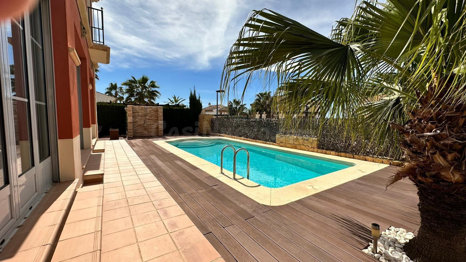 Chalet 4 habitaciones 180m² en alquiler - BAHIA GOLF - foto 2