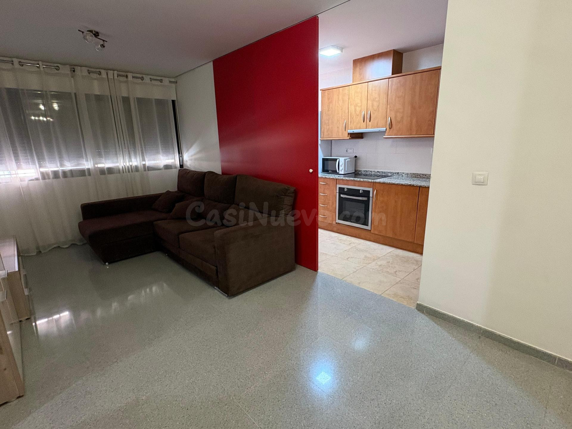Se alquila piso seminuevo de 3 habitaciones y 2 baños!!! - foto 2