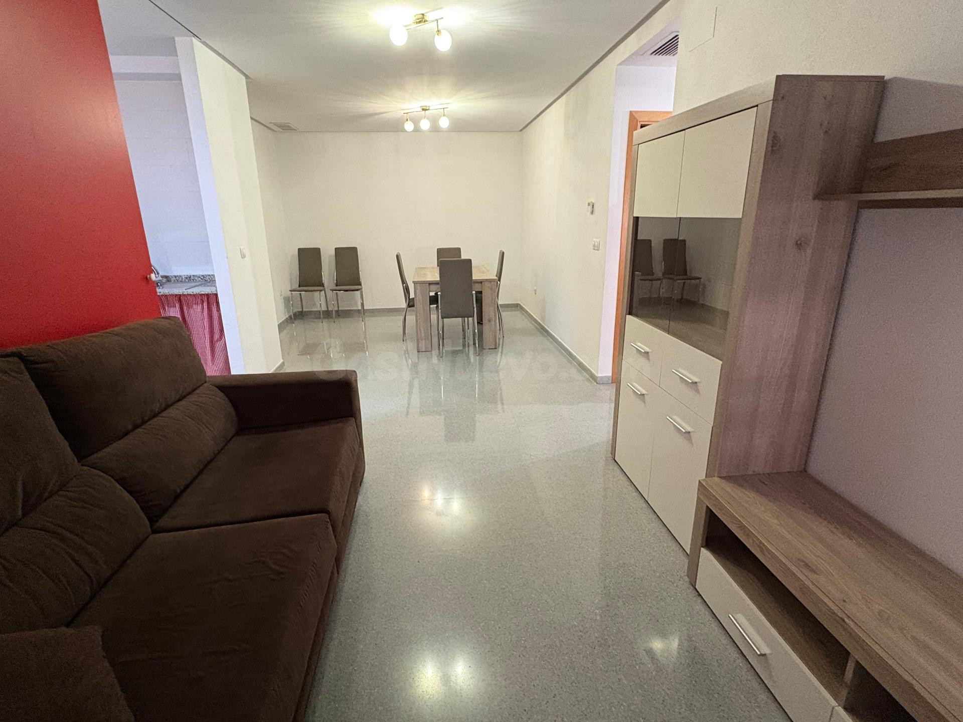 Se alquila piso seminuevo de 3 habitaciones y 2 baños!!! - foto 4