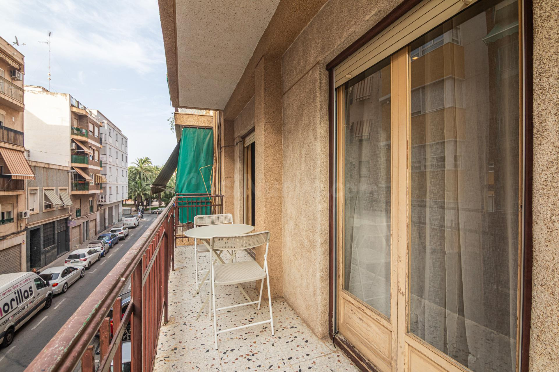 Se vende piso en Altabix ideal para inversión!!!!! - foto 2