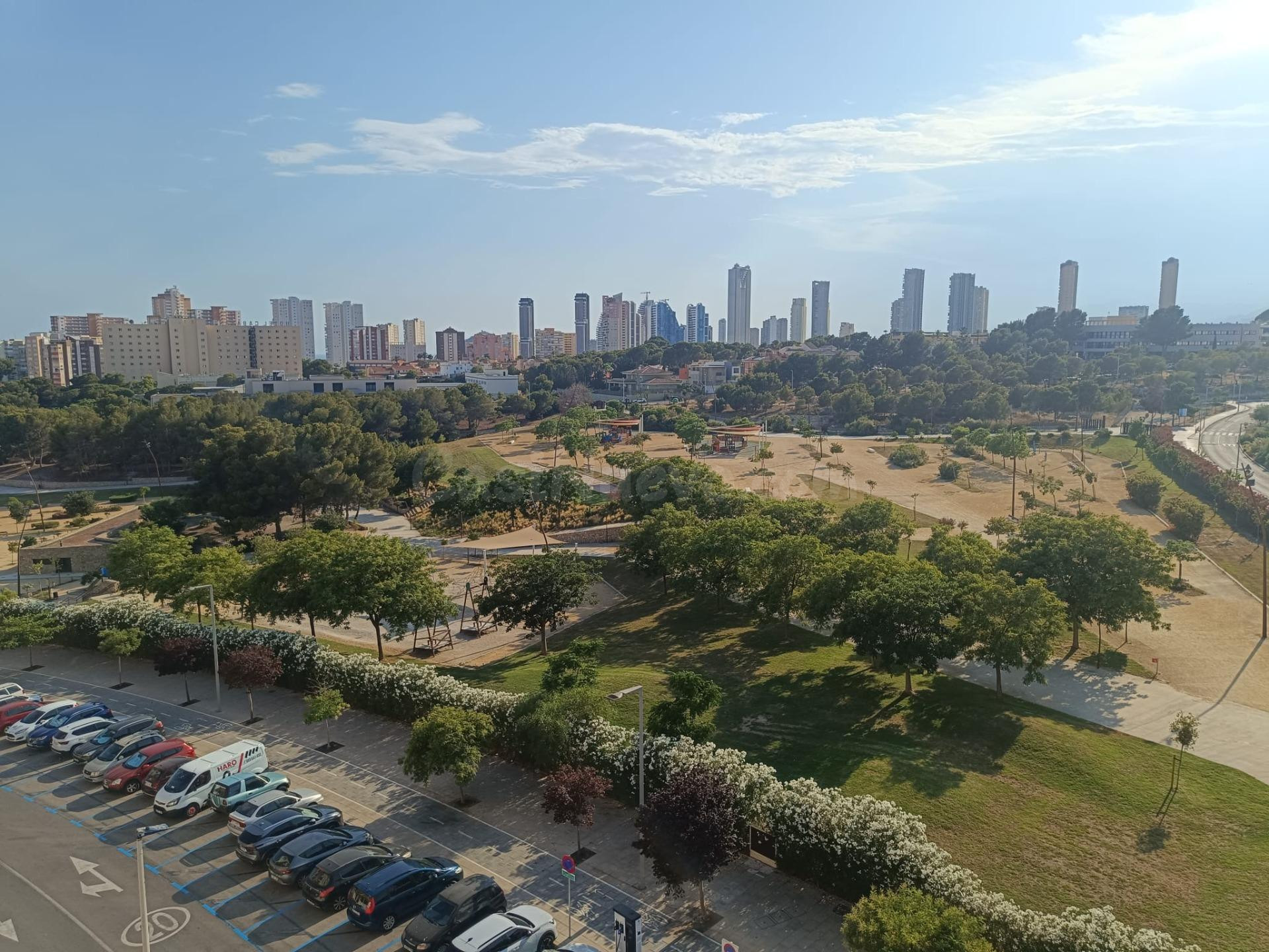 Piso de tres dormitorios