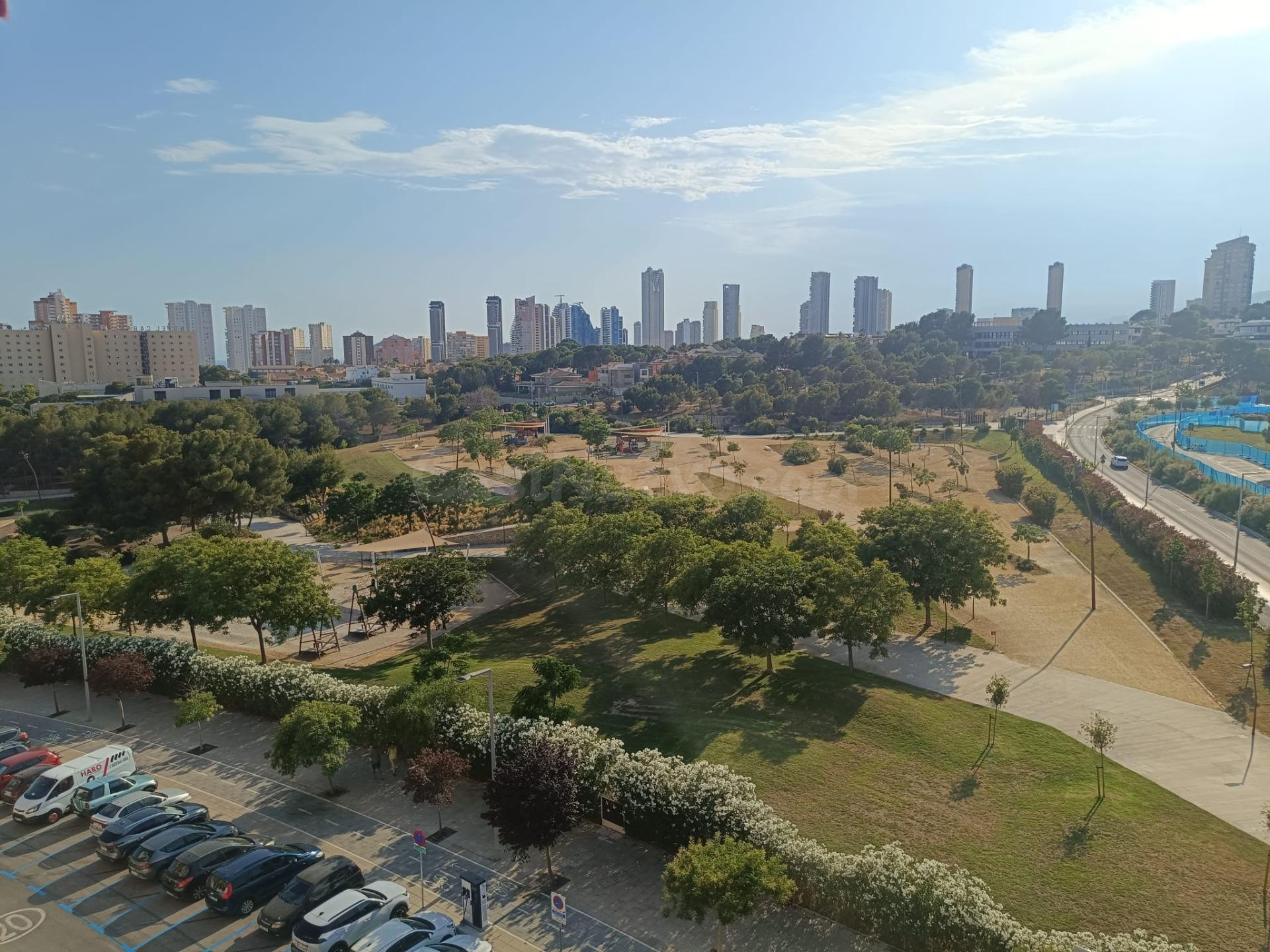 Piso de tres dormitorios - foto 3