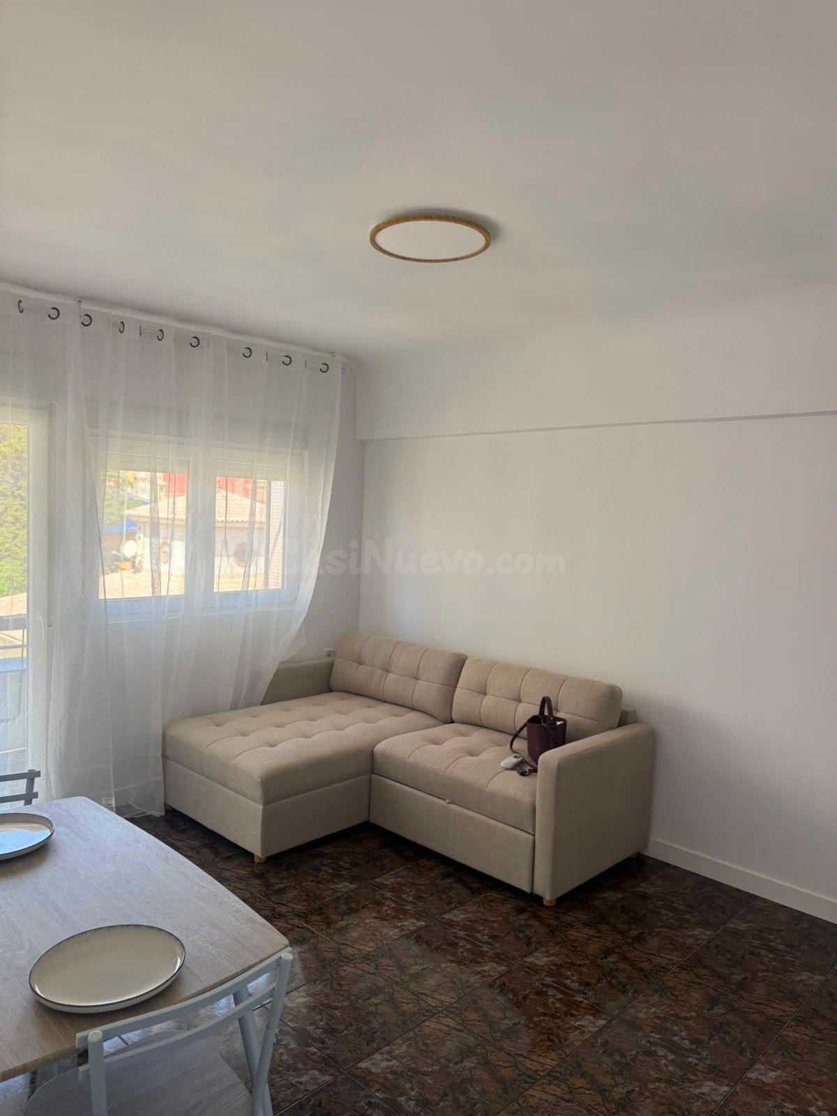Moderno Estudio en Alquiler en Monóvar por €550