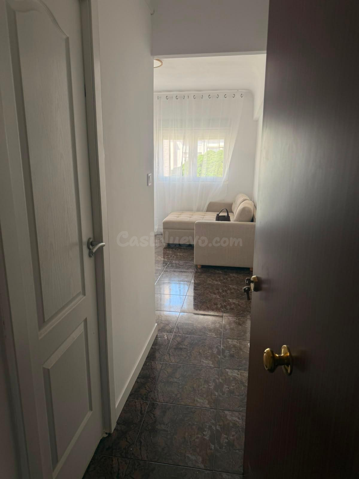 Moderno Estudio en Alquiler en Monóvar por €550 - foto 4