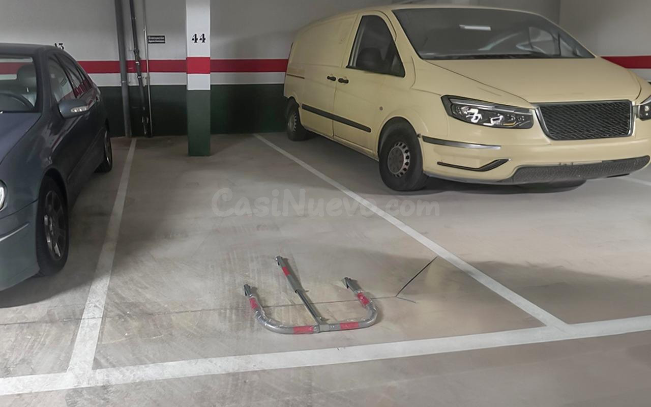Amplio Garaje en Roquetas de Mar, zona las lomas ,avenida jo - foto 5