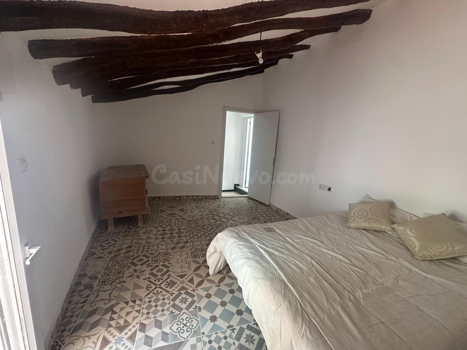 Casa semireformada de 2 plantas en Monóvar – 4 habitaciones, - foto 5