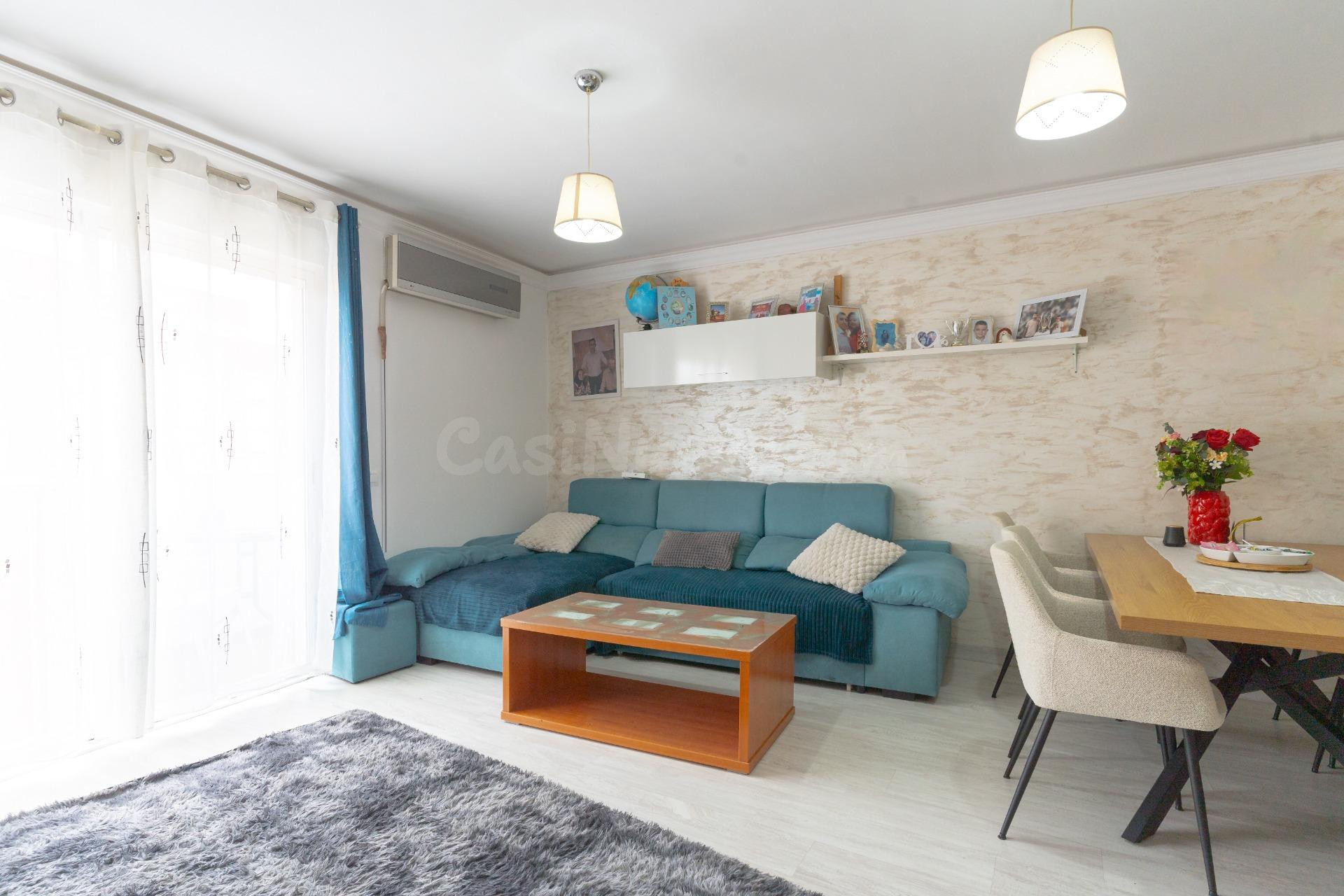 Acogedor Piso en Roquetas de Mar - Perfecto para Familias - foto 2